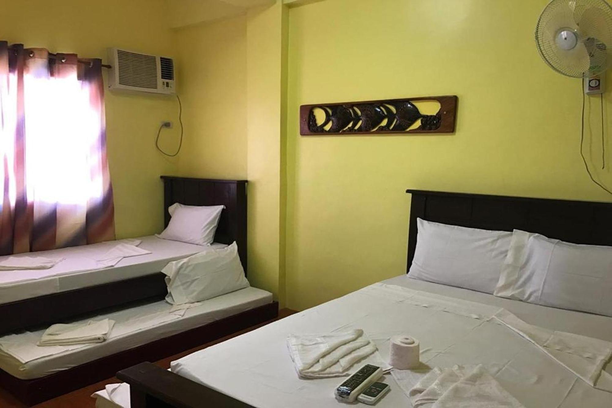 Luis Bay Travellers Lodge קורון מראה חיצוני תמונה