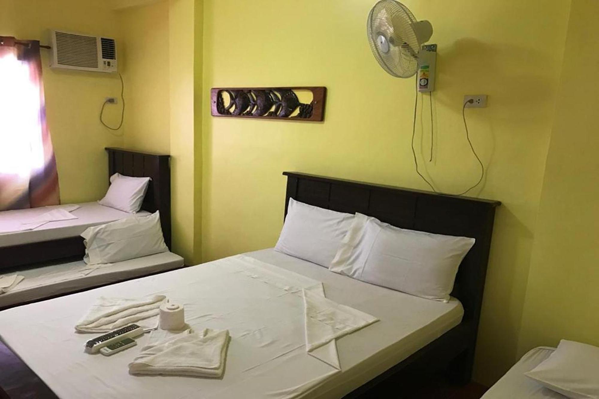 Luis Bay Travellers Lodge קורון מראה חיצוני תמונה
