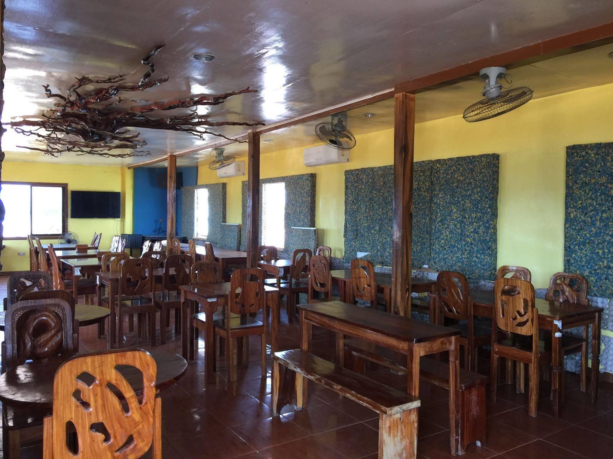 Luis Bay Travellers Lodge קורון מראה חיצוני תמונה