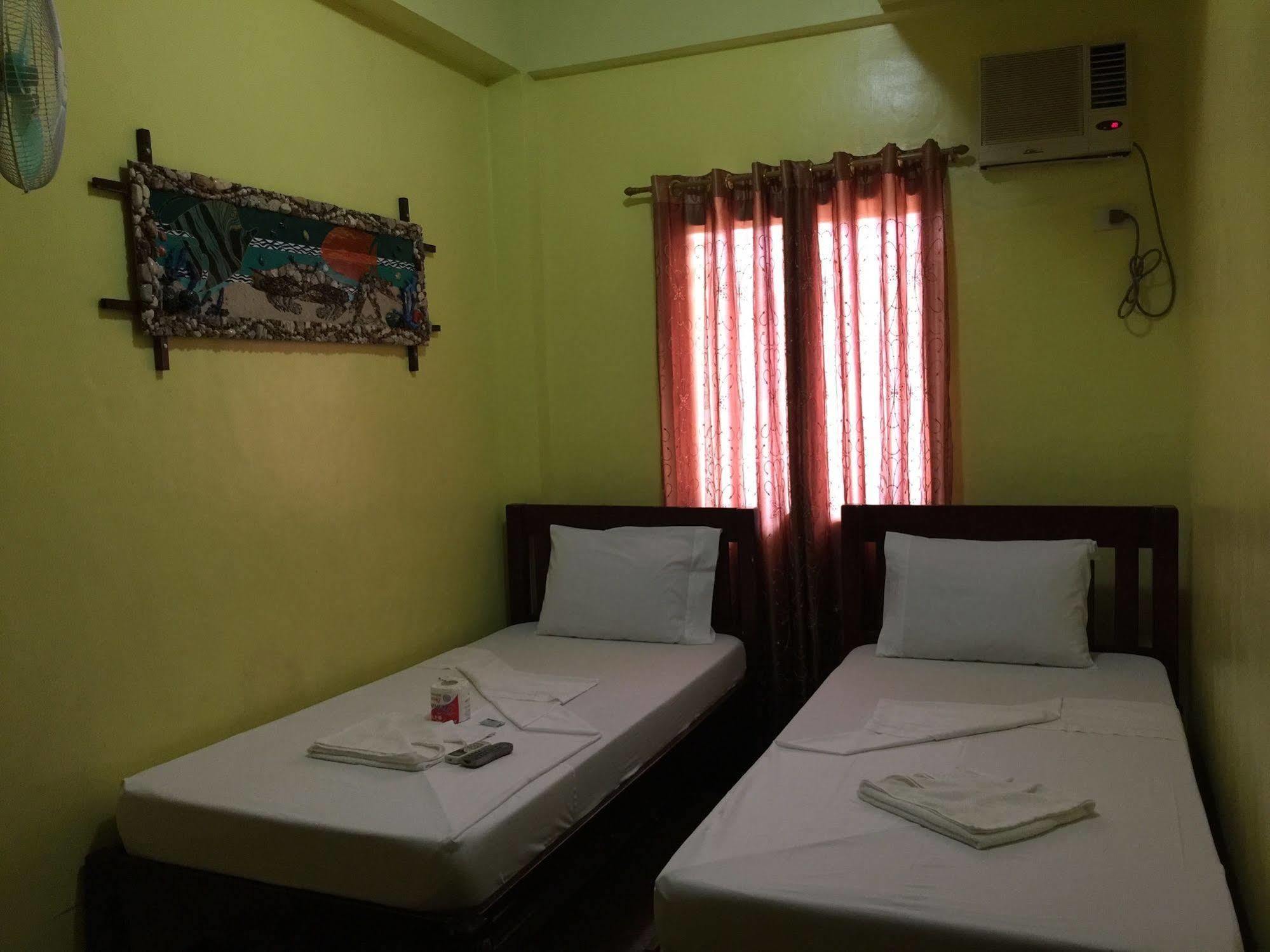 Luis Bay Travellers Lodge קורון מראה חיצוני תמונה